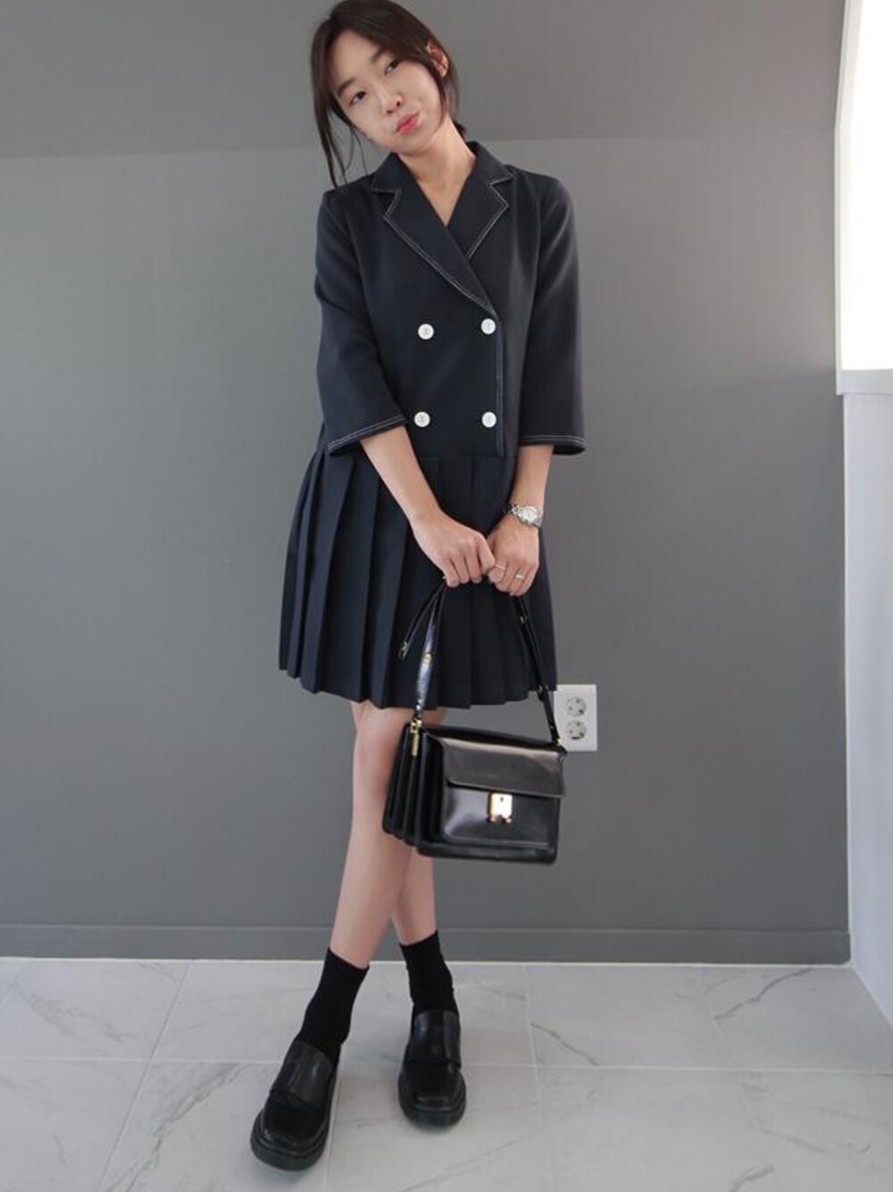 「ootd、 大人カジュアル、 秋、 秋のコーデ、ダブルボタン、 秋服、zemmaworld」｜「ダブルボタンプリーツワンピース（ワンピース、ブルー系）」を使った、ZEMMAWORLDさん（レディース・164cm）の秋コーディネートの1枚目の写真