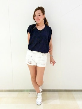 「ホワイトパンツ」｜「アイテム（スニーカー）」を使った、maoさん（レディース・168cm）の夏コーディネート