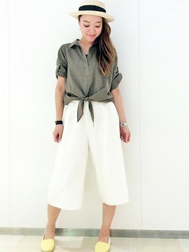 「アイテム（スニーカー、イエロー系）」を使った、maoさん（レディース・168cm）の夏コーディネート