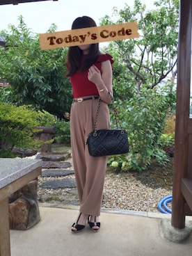「シャネル」｜「アイテム（その他）」を使った、OURIさん（レディース・160cm）の秋コーディネート