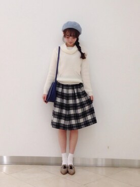 「KATHARINE ROSS（キャサリンロス）のアイテム（ハンチング/ベレー帽）」を使った、AYUMIさん（レディース・166cm）の冬コーディネート