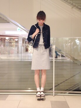 「KATHARINE ROSS（キャサリンロス）のアイテム（デニムジャケット）」を使った、AYUMIさん（レディース・166cm）の春コーディネート