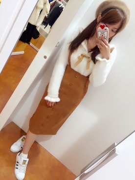 「TITTY&CO.（ティティーアンドコー）のアイテム（オールインワン・サロペット）」を使った、松岡奈奈さん（レディース・165cm）の冬コーディネート