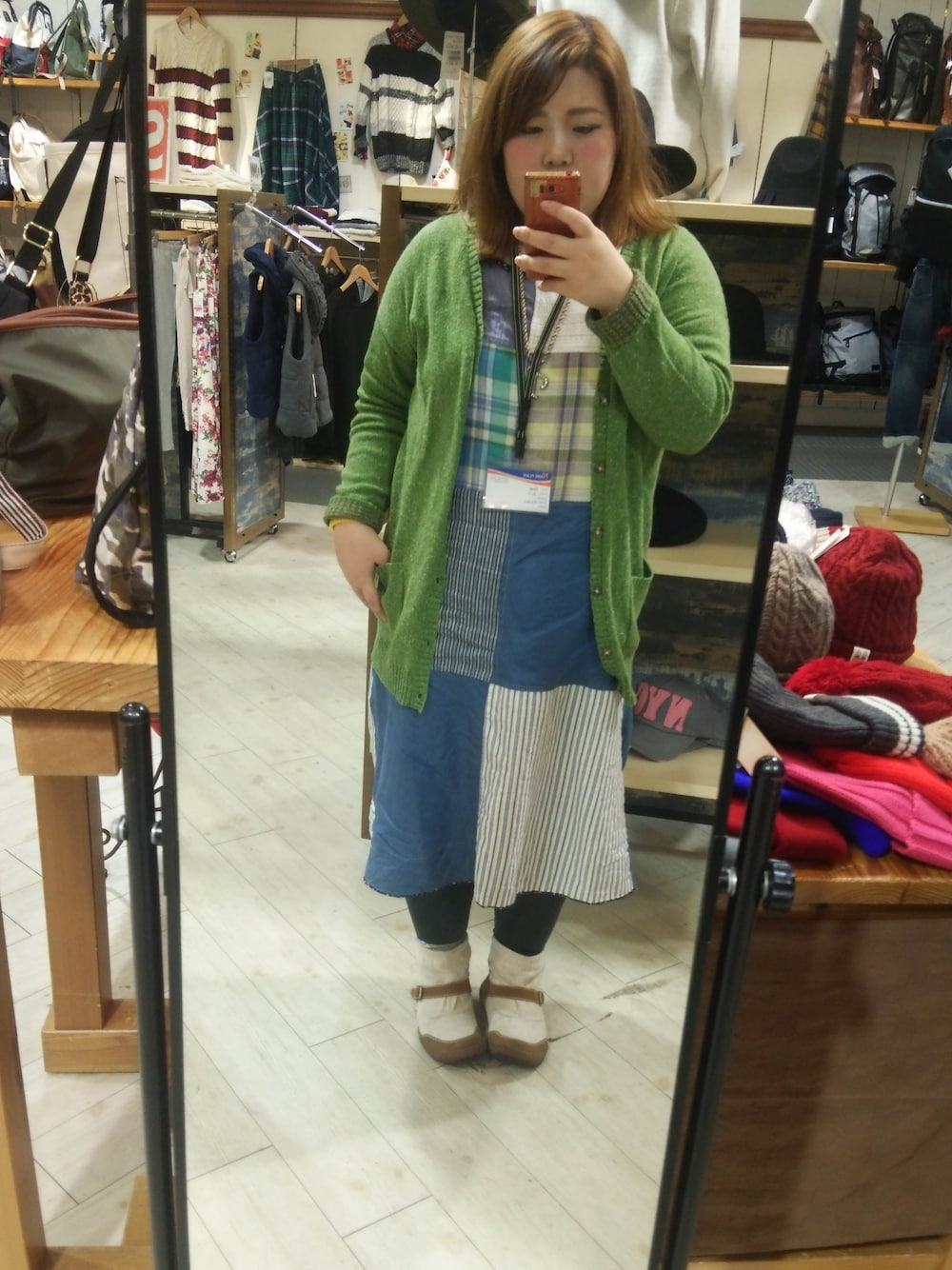 「店頭コーデ、アパレル、販売、カーデ、ワンピ、INDIAN」｜「limeincのアイテム（ワンピース、その他）」を使った、ぴなちゃんさん（レディース・158cm）の冬コーディネートの1枚目の写真