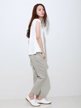「STUDIOUS SELECT（ステュディオスセレクト）のアイテム（パンツ）」を使った、ayakaさん（レディース・160cm）の夏コーディネート