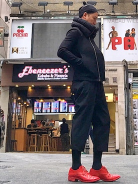 「CAROL CHRISTIAN POELL（キャロルクリスチャンポエル）のアイテム（シューズ）」を使った、Iam Will Iamさん（メンズ・176cm）の冬コーディネート