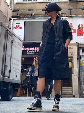 「DRKSHDW by RICK OWENS（ダークシャドウ バイ リックオウエンス）のアイテム（モッズコート）」を使った、Iam Will Iamさん（メンズ・176cm）の春コーディネート