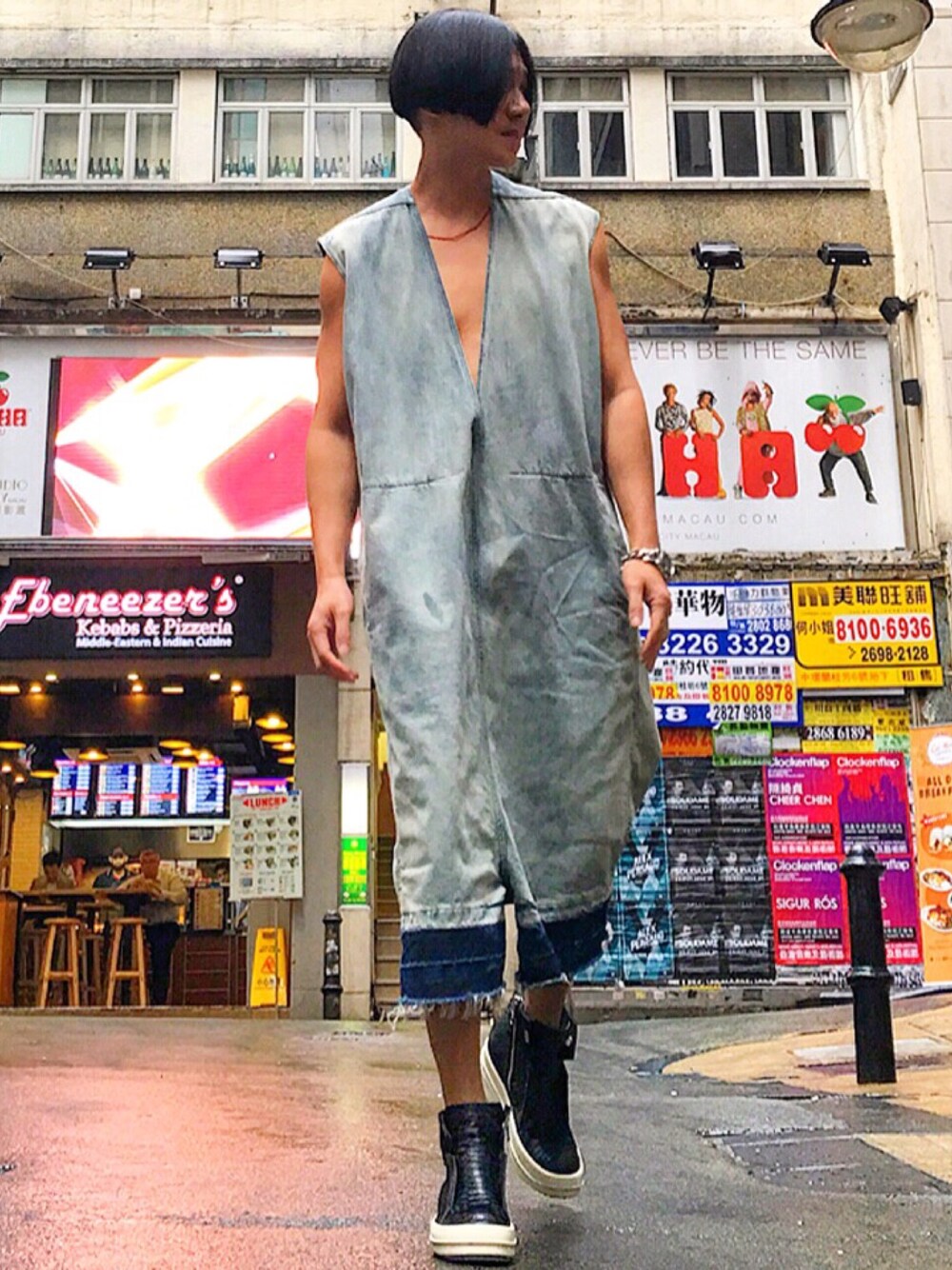 「はるコーデ、ootd、STYLE、RICK OWENS、drkshdw」｜「Rick Owensのアイテム（つなぎ/オールインワン、ブルー系）」を使った、Iam Will Iamさん（メンズ・176cm）の春コーディネートの1枚目の写真