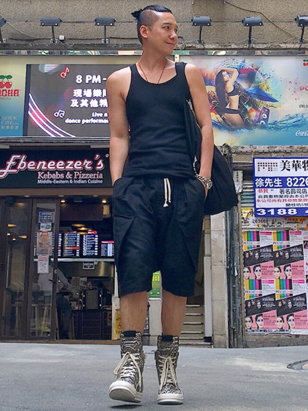 「ootd、STYLE、look、RICK OWENS、drkshdw、rolexxchromehearts、boris bidjan saberi」｜「Boris Bidjan Saberiのアイテム（Tシャツ/カットソー、ブラック系）」を使った、Iam Will Iamさん（メンズ・176cm）の夏コーディネートの1枚目の写真
