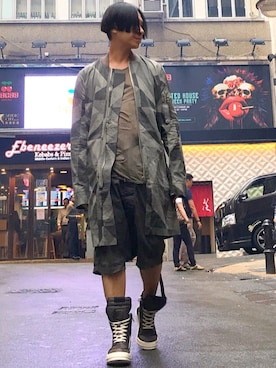 「DRKSHDW by RICK OWENS（ダークシャドウ バイ リックオウエンス）のアイテム（ライダースジャケット）」を使った、Iam Will Iamさん（メンズ・176cm）の秋コーディネート