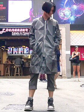 「DRKSHDW by RICK OWENS（ダークシャドウ バイ リックオウエンス）のアイテム（ミリタリージャケット）」を使った、Iam Will Iamさん（メンズ・176cm）の秋コーディネート