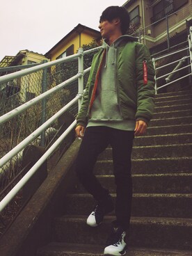 「Alpha Industries（アルファインダストリーズ）のアイテム（その他アウター）」を使った、ともきさん（メンズ・171cm）の春コーディネート