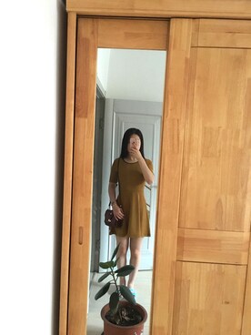 「H&M（エイチ・アンド・エム）のアイテム（チュニック、オレンジ系）」を使った、张大美少女さん（レディース）の夏コーディネート