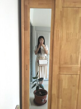 「cache cache（カシュ カシュ）のアイテム（Tシャツ/カットソー、ホワイト系）」を使った、张大美少女さん（レディース）の夏コーディネート