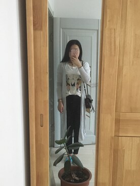 「Bershka（ベルシュカ）のアイテム（ピーコート、グレー系）」を使った、张大美少女さん（レディース）の夏コーディネート