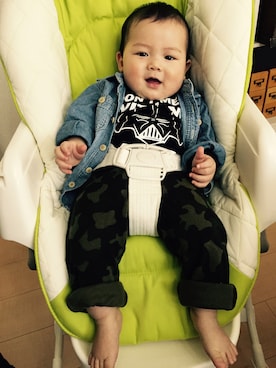 「アイテム（ロンパース、ブラック系）」を使った、Rickさん（キッズ・60cm）の冬コーディネート