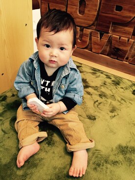 「アイテム（ロンパース、ブラック系）」を使った、Rickさん（キッズ・70cm）の冬コーディネート