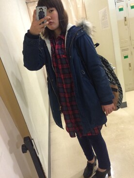 「アイテム（シャツワンピース、レッド系）」を使った、Yukina Hashimotoさん（レディース・155cm）の冬コーディネート