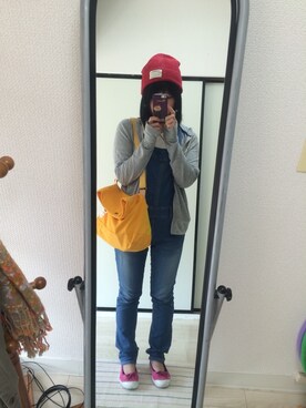「WEGO（ウィゴー）のWEGO/コットンアクリルニットキャップ（ニットキャップ/ビーニー、レッド系）」を使った、Masumi*さん（レディース・155cm）の春コーディネート