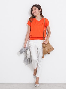 「NATURAL BEAUTY BASIC（ナチュラルビューティーベーシック）のアイテム（ストール/ショール）」を使った、NBB STAFF01さん（レディース・163cm）の春コーディネート