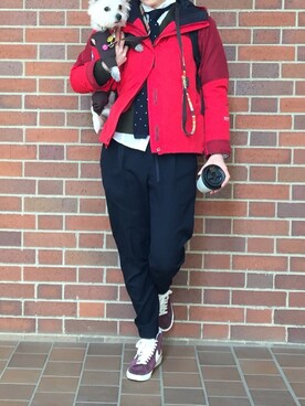 「THE NORTH FACE（ザノースフェイス）のマウンテンパーカー（マウンテンパーカー、レッド系）」を使った、coumeさん（レディース・155cm）の春コーディネート