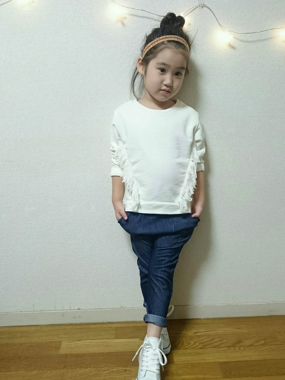 「キッズファッション、フリンジ、コンバース、女の子、サルエルパンツ、韓国子供服、おだんごヘアー」｜「☺のアイテム（食器/キッチン、その他）」を使った、neroliさん（キッズ・110cm）の夏コーディネートの1枚目の写真