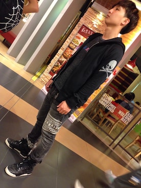 「uniform experiment」｜「アイテム（モッズコート）」を使った、Appleさん（メンズ・172cm）の春コーディネート