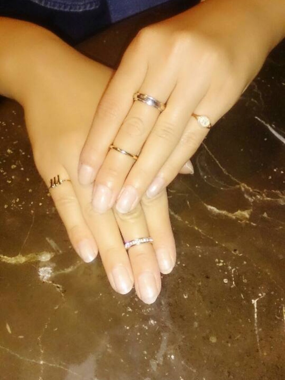 「#203、GUCCI、アクセじゃら付け」｜「#203のアイテム（リング、ゴールド系）」を使った、とんゃまさん（メンズ・160cm）の夏コーディネートの1枚目の写真