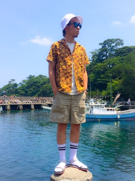 「OAKLEY（オークリー）のオークリー フロッグスキン サングラス OAKLEY Frogskins Custom NON（サングラス）」を使った、Ken Matsudaさん（メンズ・174cm）の夏コーディネート