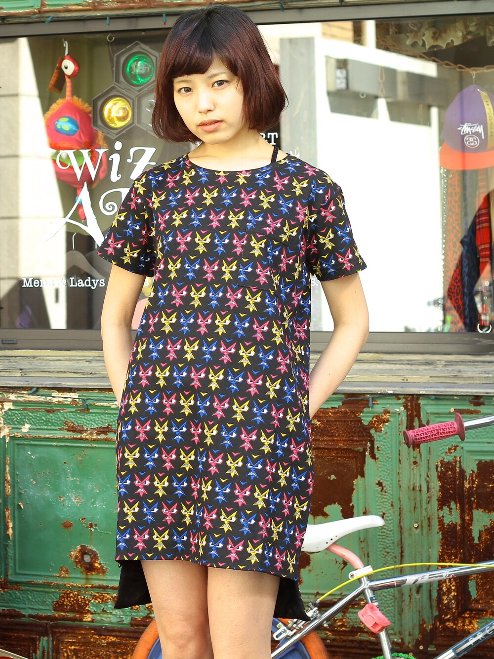 「dress、ルームウェア、JEREMY SCOTT」｜「JEREMY SCOTTの【JEREMY SCOTT】TSHIRT DRESS（ワンピース、ブラック系）」を使った、wizART(d)さん（レディース・168cm）の春コーディネートの1枚目の写真