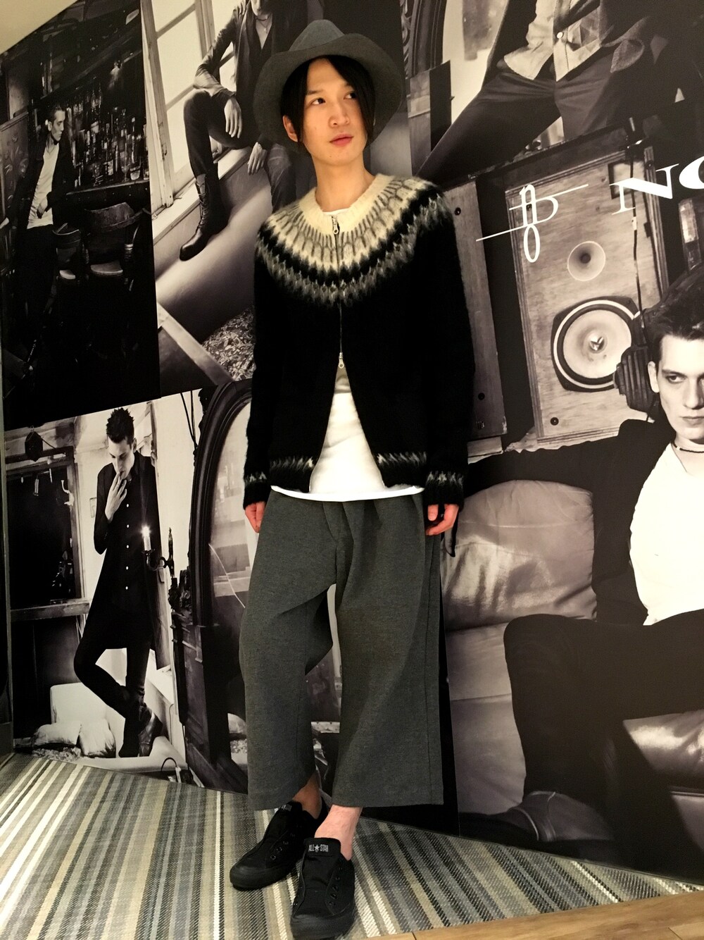 「NO ID.、ノーアイディー、新宿、ルミネエスト新宿、バギーパンツ、ネイティヴ柄、ハットコーデ、秋物新作」｜「NO ID.のアイテム（ジャケット/アウター、ブラック系）」を使った、NO ID. 新宿ルミネエスト店さん（メンズ・175cm）の秋コーディネートの1枚目の写真