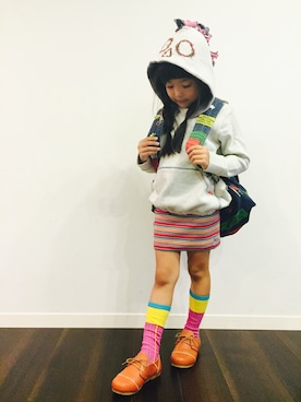 「One deux boo（ワンドゥーブー）のアイテム（バッグ）」を使った、アツナナさん（キッズ・120cm）の秋コーディネート