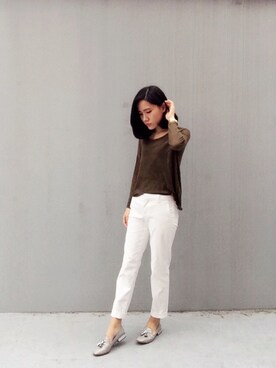 「アイテム（その他シューズ、グレー系）」を使った、Aimeeさん（レディース・155cm）の春コーディネート