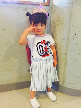 「Disney（ディズニー）の【Disney（ディズニー）】ミニーTシャツ（Tシャツ/カットソー、ホワイト系）」を使った、Lily♡さん（キッズ・90cm）の夏コーディネート
