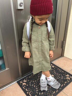 「BRANSHES（ブランシェス）のダブルガーゼシャツワンピース（シャツワンピース、グリーン系）」を使った、Lily♡さん（キッズ・90cm）の秋コーディネート