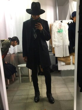 「サンローランパリ」｜「アイテム（チェスターコート）」を使った、kntsrtさん（メンズ・178cm）の冬コーディネート