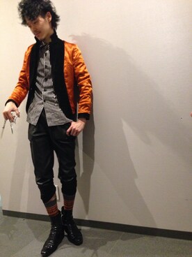 「ISSEY MIYAKE（イッセイミヤケ）のアイテム（シャツ/ブラウス、ホワイト系）」を使った、SARAJU umedaさんの秋コーディネート