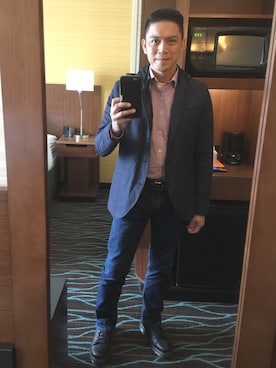 「business casual」｜「アイテム（ジャケット/アウター）」を使った、RamilR3yさん（メンズ・173cm）の秋コーディネート