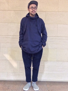 「アイテム（カーゴパンツ）」を使った、Ikuo Mitaniさん（メンズ・171cm）の冬コーディネート