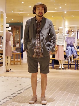 「マドラスチェック」｜「アイテム（テーラードジャケット）」を使った、Ikuo Mitaniさん（メンズ・171cm）の夏コーディネート