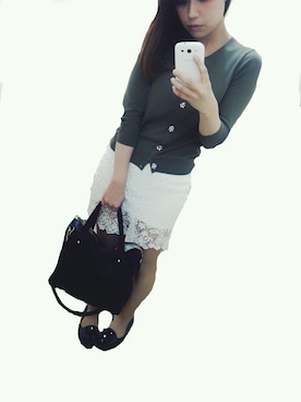 しをりさんのコーディネート