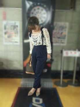 しをりさんのコーディネート