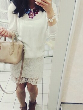 しをりさんのコーディネート