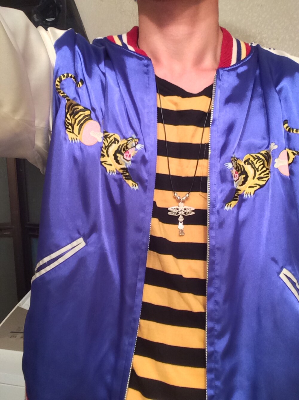 「Saint Laurent、SAINTLAURENTPARIS、スカジャン、ボーダー、タンクトップ、サンローランパリ」｜「CODY SANDERSONのアイテム（ネックレス、シルバー系）」を使った、ASUさん（メンズ・170cm）の夏コーディネートの1枚目の写真
