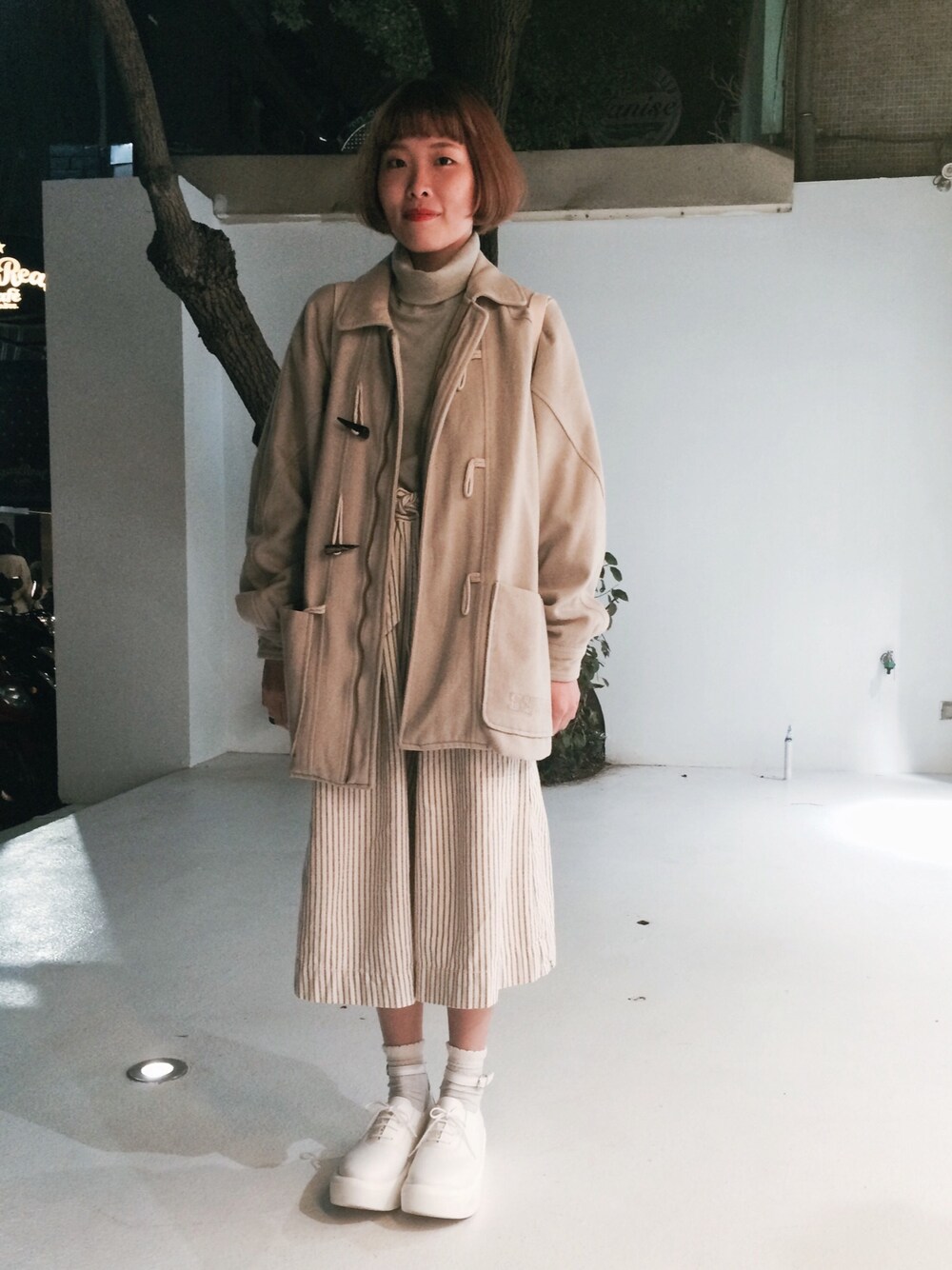 「Tokyo bopper、BELLY BUTTON、UNIQLO、SM2、靴下屋、Taiwan、short hair」｜「UNIQLOのアイテム（ニット/セーター、グレー系）」を使った、ファン💡さん（レディース・163cm）の冬コーディネートの1枚目の写真