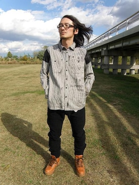 「gilet（ジレ）のアイテム」を使った、フリスタさん（メンズ・173cm）の秋コーディネート