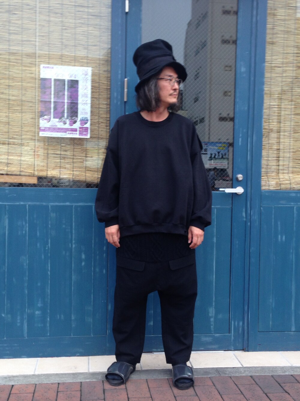 STORAMA ストラマ ニットパネルサルエルパンツ(黒) STORAMA ストラマ ニットパネルサルエルパンツ(黒)