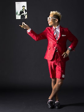 「金髪」｜「アイテム（セットアップ）」を使った、YAMAMONさん（メンズ・172cm）の秋コーディネート
