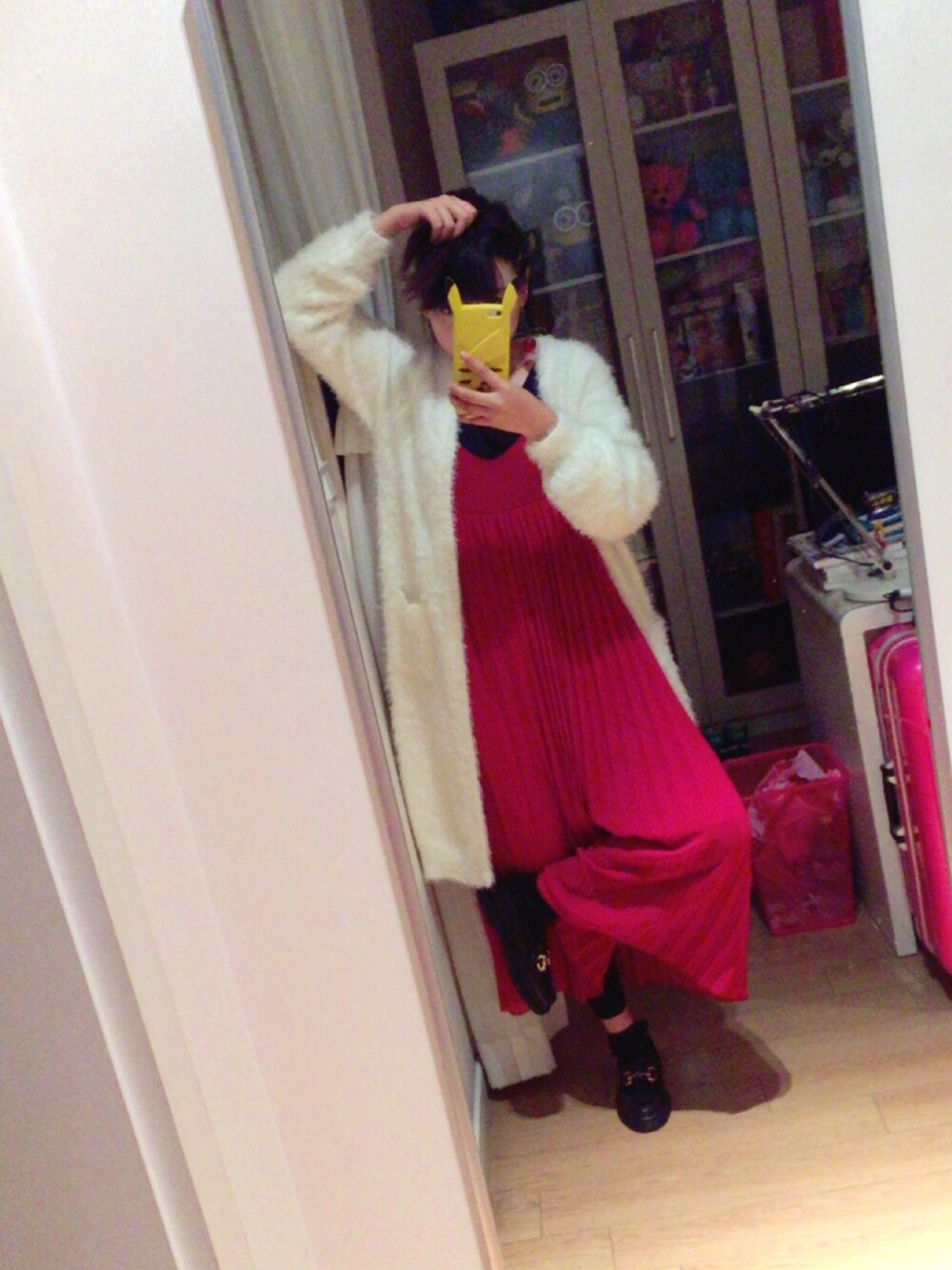 「jouetieのアイテム（ワンピース、レッド系）」を使った、machiさん（レディース・166cm）の秋コーディネートの1枚目の写真