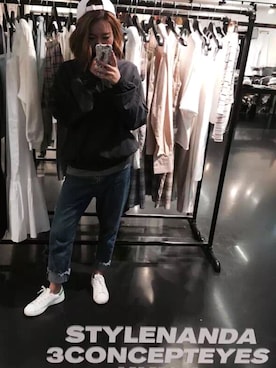 「STYLENANDA（スタイルナンダ）のアイテム（スタジャン）」を使った、怪兽酱ChanningLeeさん（レディース・160cm）の夏コーディネート